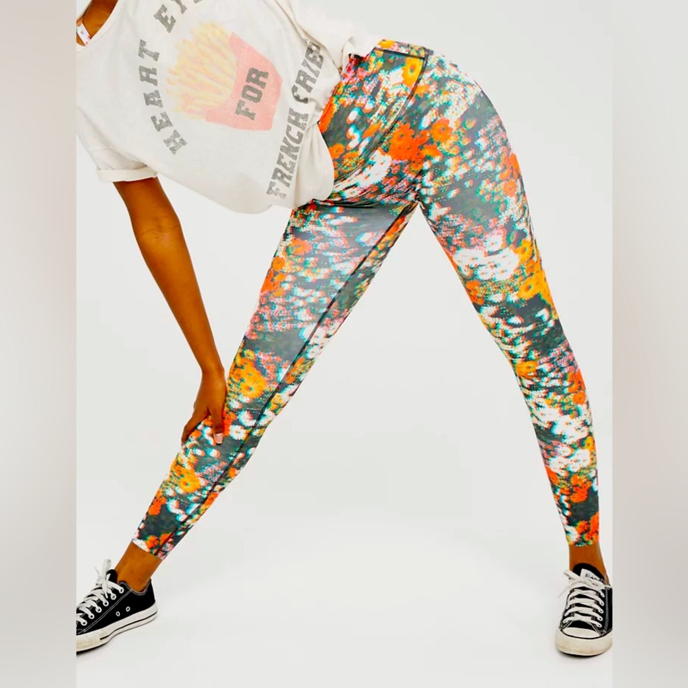 Floral Marbled High-Waist Leggings in Teal & Orange